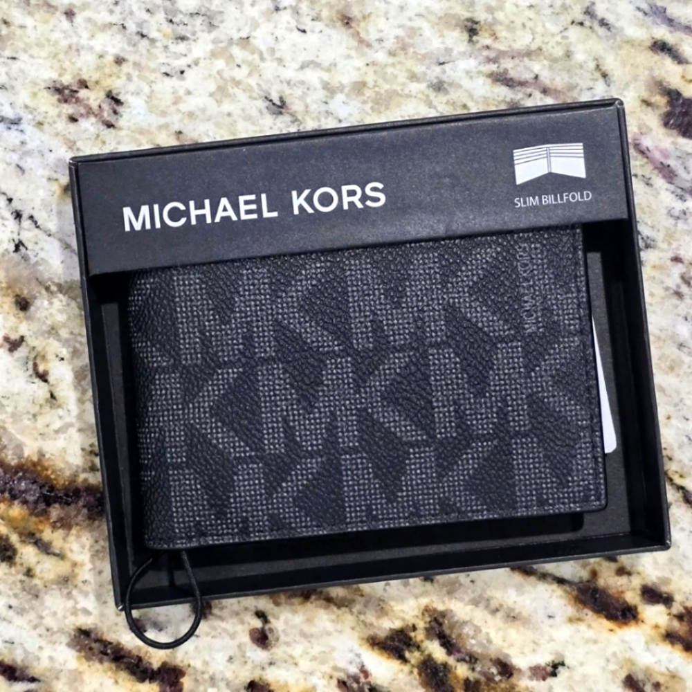💥Michael Kors Jet Set Mens Billfold Wallet (Black)💥New/box💥